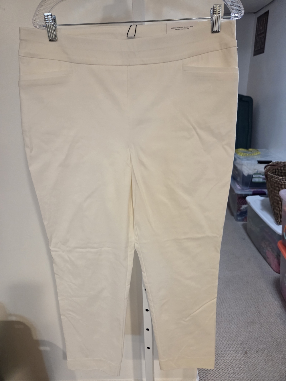 Chicos White Pull-On Stretch Ponte Ankle Pants - Women